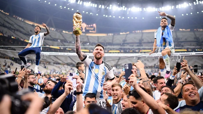 Lionel Messi - Huyền Thoại Bóng Đá Thế Giới